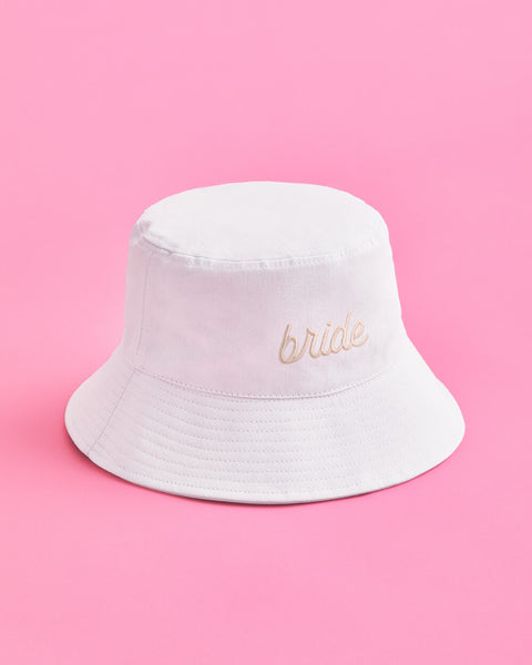 ★OSTKAKA★ Joy Lips Bucket White Designer fashion, Seoul-fully created | W Concept