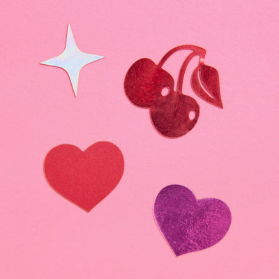 Lucky in Love Confetti - 200 pc foil confetti