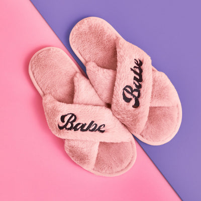 Classic Babe Slippers - pink fur slippers