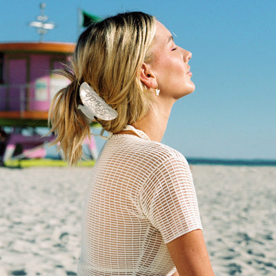 That Bride Clip - pearlescent claw clip