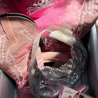 That Bride Clip - pearlescent claw clip