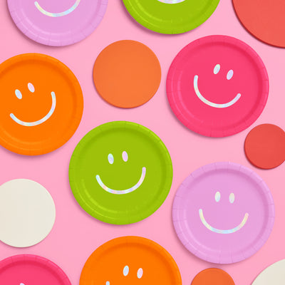 Super Smiley Plates - 24 paper plates