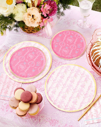 Romance Plates - 32 paper plates, 2 sizes