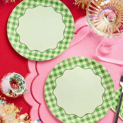 Christmas Cottage Plates - 10 paper plates, 7in