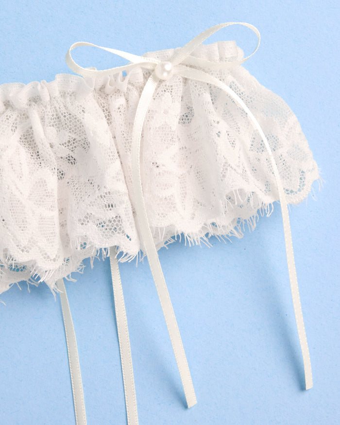 Classic Bride Garter - cream garter w. bows + pearls