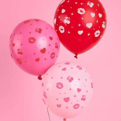 Lucky in Love Balloon Pack - 24 latex balloons