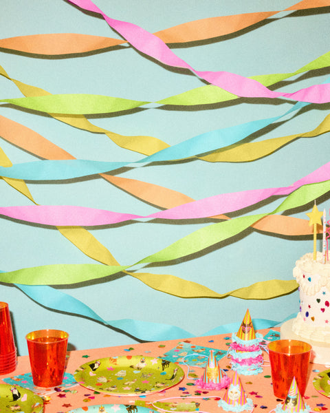 Pool Party Streamers - 5 crepe paper rolls | xo, Fetti