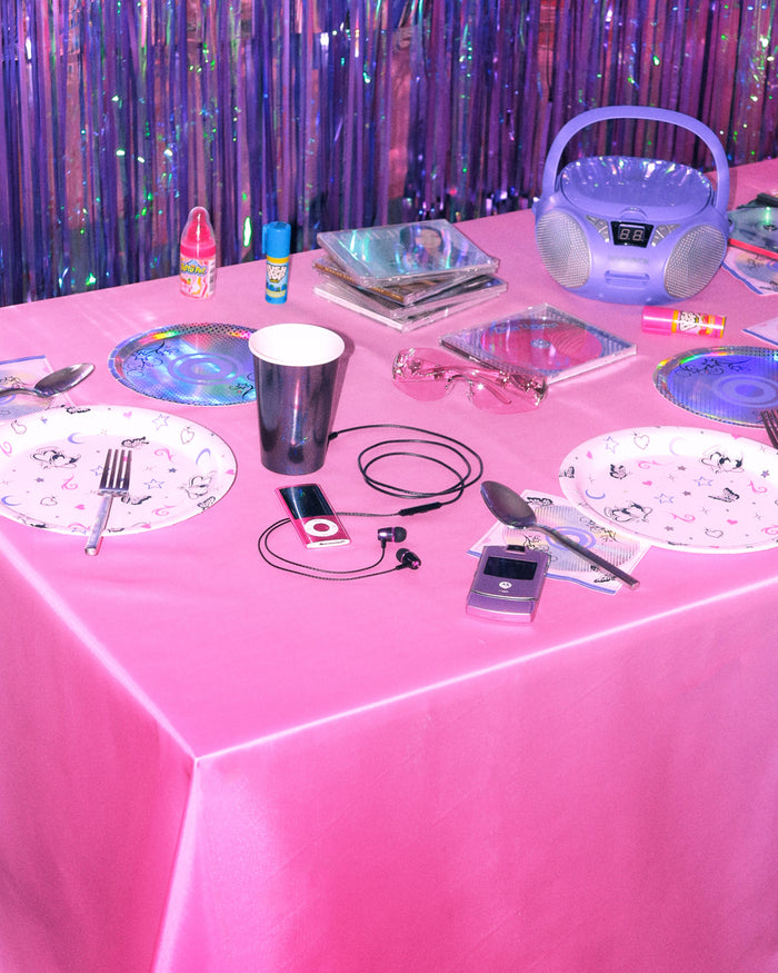 That's Hot Tablecloth - washable table cover