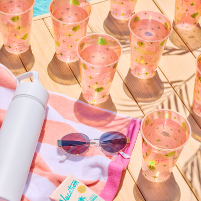 Palm Royale Cups - 16 plastic cups