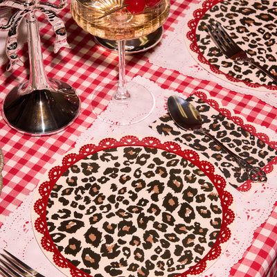 Wild Thing Plates - 25 paper plates