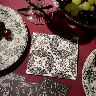 Romantic Horror Napkins - 25 paper napkins