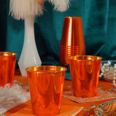 Showgirl Cups - 16 plastic cups