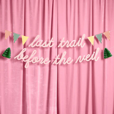 Last Trail Banner - 3D paper banner