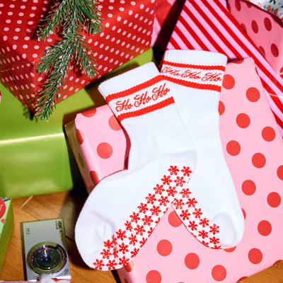 Sleigh Your Workout Grip Socks - red + white pilates socks