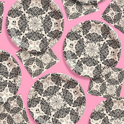 Romantic Horror Plates - 25 paper plates