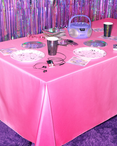 That's Hot Tablecloth - washable table cover
