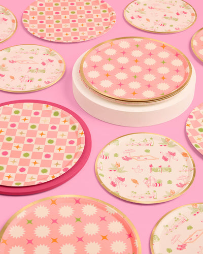 Palm Royale Plates - 32 paper plates, 2 sizes