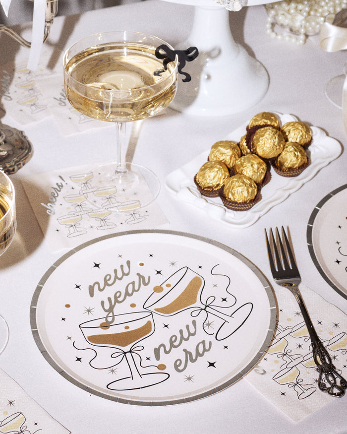 thumbnail image 2 of 12-Pack Gold/Silver 9 Inch Round Disposable Paper Plates – Perfect For Parties & Catering 2 of 5