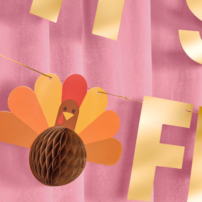 It's Giving Friends Banner - 3D paper banner