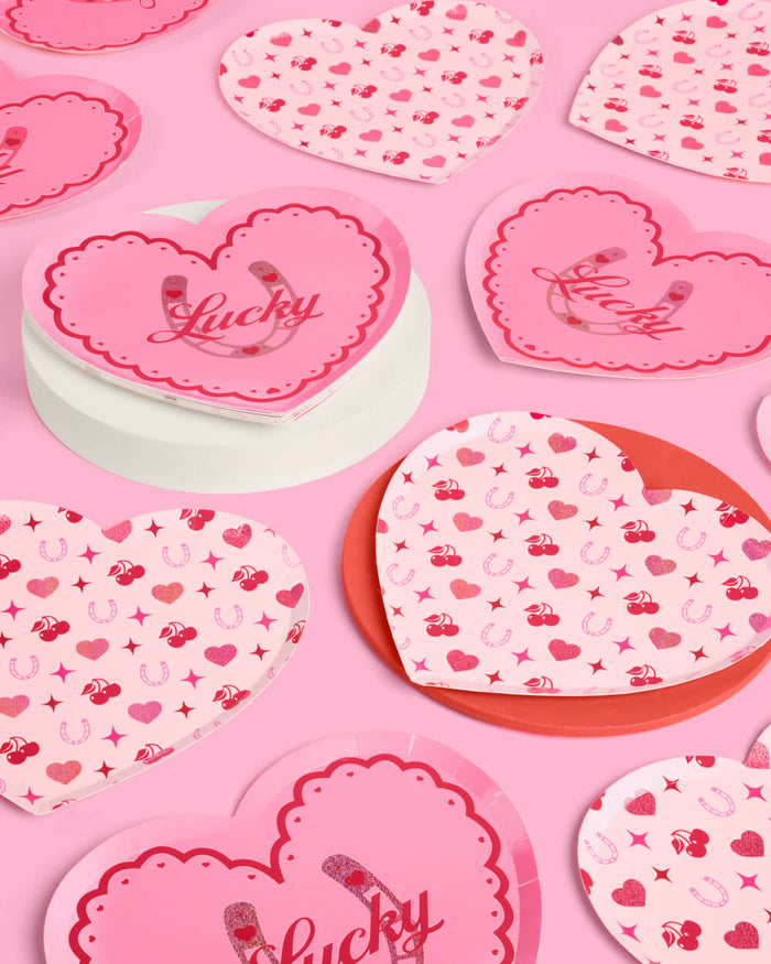 Lucky in Love Plates - 24 paper plates