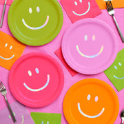 Super Smiley Plates - 24 paper plates