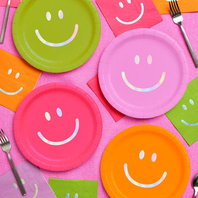 Super Smiley Plates - 24 paper plates