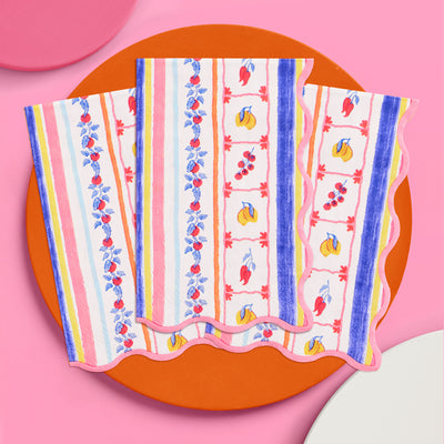 Italian Capri Napkins - 25 wavy edge napkins