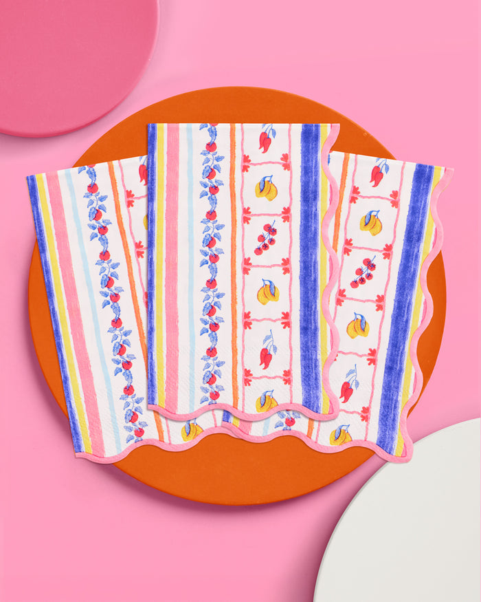 Italian Capri Napkins - 25 wavy edge napkins