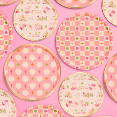 Palm Royale Plates - 32 paper plates, 2 sizes