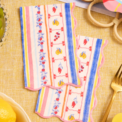 Italian Capri Napkins - 25 wavy edge napkins