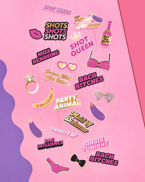 Guess Who Essentials - Sipper, Prop, Straw + Curtain