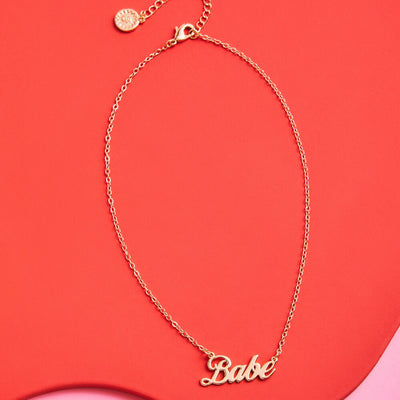 Babe Necklace Pack - 4 gold necklaces